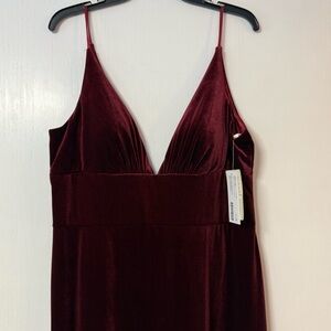 NWT Women’s Jenny Yoo Mari Dress in Dark Berry Stretch Velvet